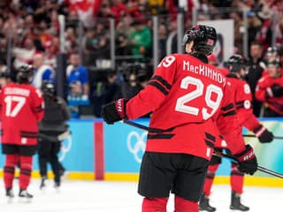 ZOH 2026 Kanada po dráme zabojuje o desiate zlato! Je to pre nás všetko, vyhlásil hrdina MacKinnon