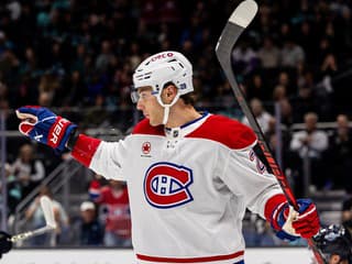 Slafkovský bude pri výnimočnom okamihu: Colorado požiadalo o výnimku a NHL prikývla