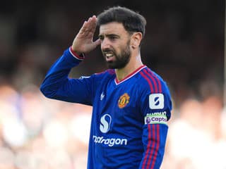 Bude Bruno Fernandes nasledovať kroky Mohameda Salaha? United rieši budúcnosť svojho kapitána