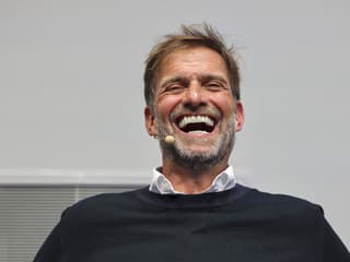 Neskúšajte im ani volať, vysmejú vás: Šéf Red Bullu vystavil jasnú stopku rečiam o Kloppovi