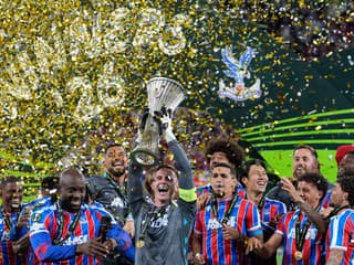 Finále chudobné góly: Crystal Palace sa teší z prvej európskej trofeje