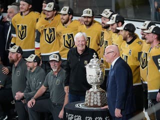 VIDEO Vegas prvým finalistom NHL! Favorizované Colorado končí po nečakanom priebehu