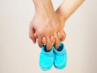 TAJILI to celé mesiace! Známy pár čaká bábätko a teraz to konečne priznali