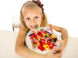 Zubárka varuje rodičov: Tieto sladkosti sú pre detské zuby hotová pohroma!