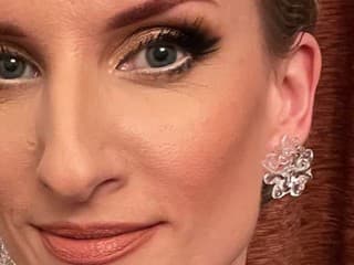 Úprimná spoveď Adely Vinczeovej: Môj otec nebol prítomným rodičom!