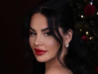 Zuzana Plačková sa zmenila na snehovú kráľovnú a nafotila krásne fotky so synčekom! Kde je ale tato?