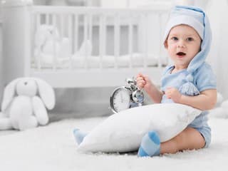 Vankúš pre bábätko: 5 situácií, v ktorých oceníte praktického motýlika