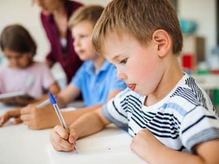 KVÍZ zo slovenčiny: Prídavné mená nie sú vôbec hračka! Dosiahnete maximálne skôre?