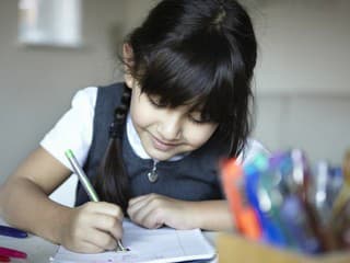 Jednoduché otázky, na ktorých pohorí každý druhý: Zvládnete kvíz zo slovných druhov?