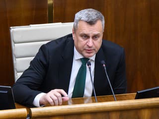 Danko opäť pritvrdil voči Tarabovi: Hrozí, že neotvorí schôdzu parlamentu