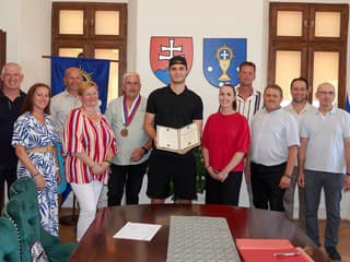 Veľká vec pre Juraja Slafkovského. Stal sa čestným občanom obce neďaleko Košíc