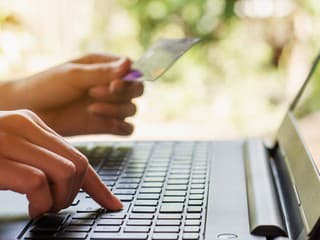 Cez internet banking sa do účtu nedostanete. Veľká banka odhlásila odstávku