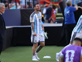 Lionel Messi robil maximum pre úspech. Za jedno gesto však od expertov schytal kritiku