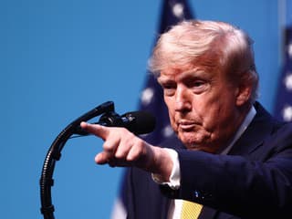 Trump oznámil, že USA preberajú kontrolu nad Hormuzom. Za jeho ochranu majú zaplatiť bohaté štáty