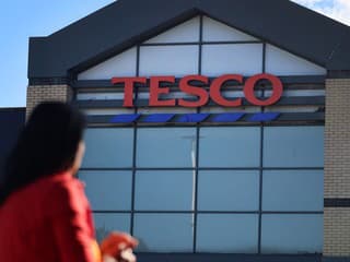 Tesco po 30 rokoch mení majiteľa. Odborník prezradil, čo čaká zákazníkov a zamestnancov