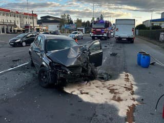 Hromadná zrážka v Michalovciach. Polícia hlási rozsiahle kolóny