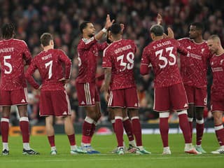 Carabao Cup: Liverpool zdolal v šlágri Chelsea až v rozstrele, vytrápil sa aj Manchester City