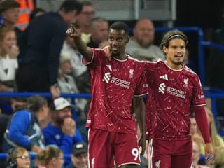 Liverpool dosiahol prvú výhru v sezóne. O triumfe nad nováčikom rozhodol dvojgólový Isak
