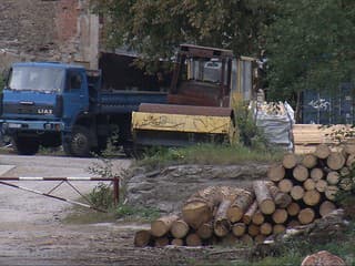 „Mal som štyri ovce a jedného barana.“ Roľník dohliada na miliardový energetický podnik, opozícia má pochybnosti