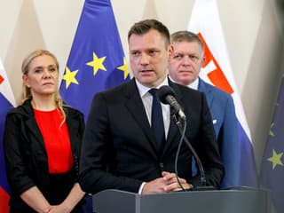 SNS ustupuje od blokovania parlamentu. Očakávajú, že premiér doručí prezidentovi návrh na odvolanie ministra Tarabu