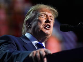 „Už to dlhšie nevydržia.“ Donald Trump prezradil, kedy sa skončí vojna s Iránom