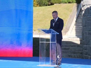 Zvyšovanie zbrojenia nie je cestou k zmierneniu napätia, vyhlásil Pellegrini
