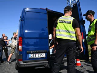 Hranice s Českom opäť pod kontrolou. Zastavovali autá, dodávky aj kamióny