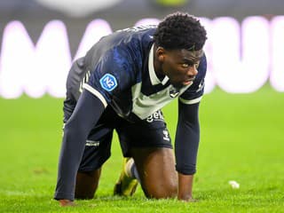 Šesťnásobného majstra Francúzska získali za jedno euro. Slávny klub rieši existenčné problémy