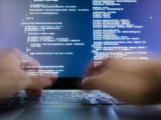 Hackeri prenikli do citlivého registra. Skopírovali údaje o 31-tisíc subjektoch