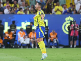Cristiano Ronaldo opäť na vrchole. Jeho zárobok dosahuje astronomickú výšku, Messi len ticho závidí