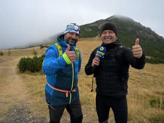 Z oblohy dokáže zacieliť na bod veľký ako dvojeurová minca. Ján Tribula vzal na hory majstra sveta v parašutizme