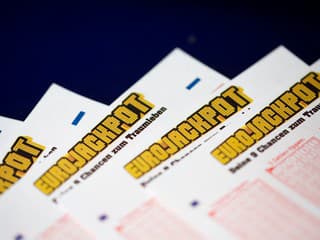 Slovák vyhral v Eurojackpote vyše 700-tisíc eur. Vieme, odkiaľ pochádza a koľko stavil