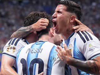 Záver ako kino-trhák. Argentína bola proti Egyptu na pokraji vypadnutia, Messi ale opäť ukázal genialitu