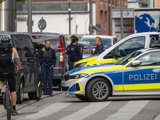 Ďalší bezpečnostný incident v Nemecku: Firma spájaná s nemeckou armádou sa stala terčom podpaľačského útoku