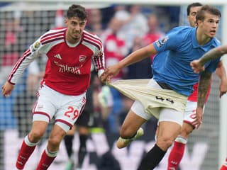 Arsenal dostal príučku. Úradujúci šampión prehral rozdielom triedy
