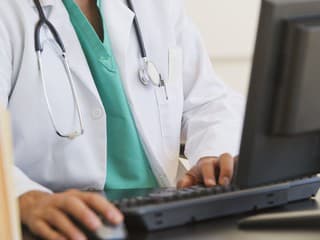 Od ľudí získal 12,5 milióna eur. Sľuboval im veci, ktorým je ťažké uveriť