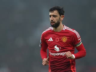Manchester United sa kapitána nechce vzdať. Záujemcom o služby Bruna Fernandesa poslal jasný odkaz