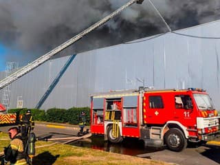 Ruský útok zasiahol nákupné centrum v Kryvom Rihu: Hlásia najmenej 14 obetí a 120 zranených