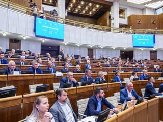 Parlament rokuje o návrhu budúcoročného rozpočtu. Je otázne, či získa dostatočnú podporu