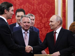 Biely dom hovorí o konkrétnych plánoch na ukončenie vojny. Ďalšie kroky oznámia čoskoro