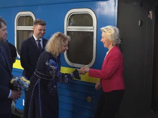 Von der Leyenová pricestovala do Kyjeva. Oznámi nové projekty obrannej spolupráce EÚ s Ukrajinou