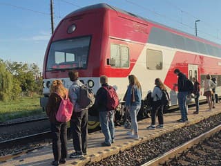 Cestovanie za polovicu pokračuje. Pozrite sa, kde budú zľavy platiť aj v novembri