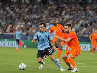 Slovan predviedol skvelý vstup do zápasu, no do odvety s výhrou nepôjde. Remízu zariadil výstavnou strelou Avdily