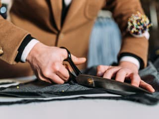 Ako vybrať perfektný materiál - sprievodca pre pánske košele