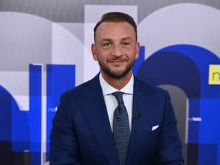Policajtom porastú platy o stovky eur mesačne. Šutaj Eštok oznámil kľúčové dátumy