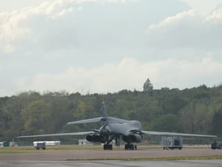 USA po odhalenom pokuse o teroristický útok stiahli všetky bombardéry zo základne RAF Fairford