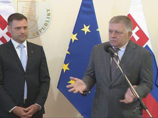 Šimečka tvrdo o Ficovej vláde: Koalícia sa rozpadá, jediným riešením sú predčasné voľby
