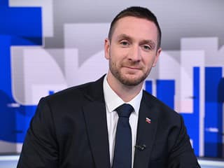 Laššáková odstúpila, Uhrík chce uvoľniť cestu Mazurekovi. Migaľovi odkázal: Majerského neporazíte