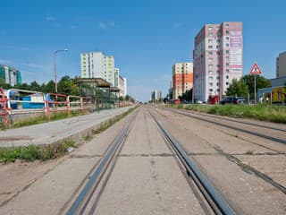 „Neskutočne to smrdí.“ Veľkú časť Bratislavy trápi nezameniteľný zápach