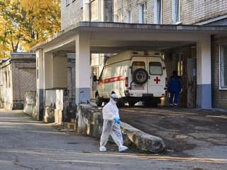 Laborantka sa mala z rozbitej skúmavky nakaziť morom. O niekoľko dní 28-ročná žena zomrela